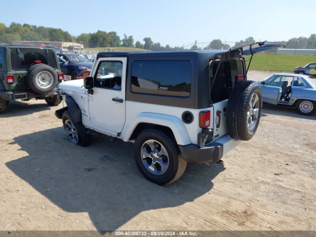 Photo 2 VIN: 1C4AJWBG5GL128645 - JEEP WRANGLER 