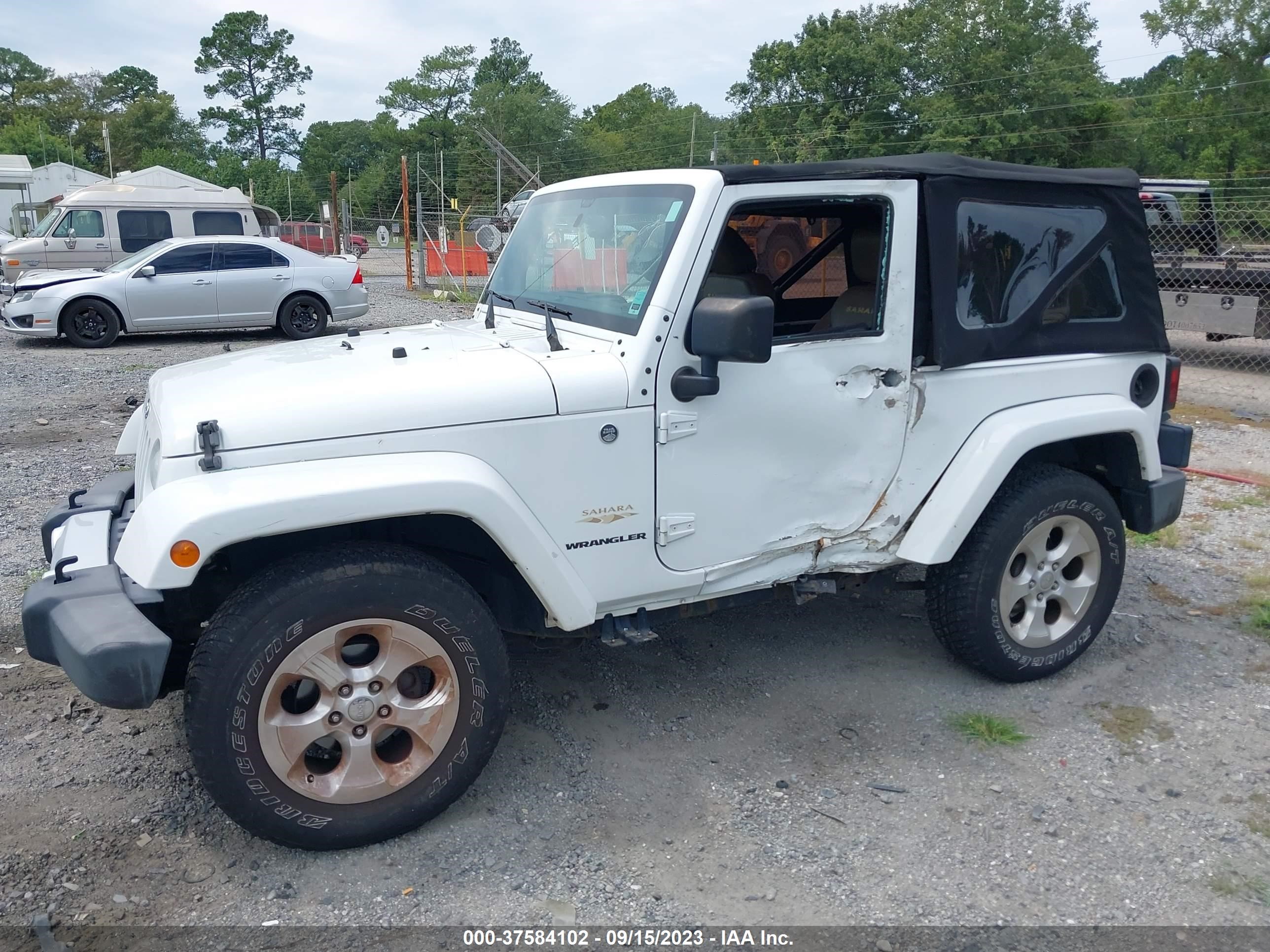 Photo 5 VIN: 1C4AJWBG6EL258737 - JEEP WRANGLER 