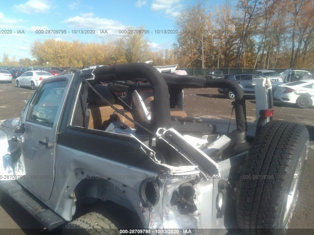 Photo 5 VIN: 1C4AJWBG7CL128690 - JEEP WRANGLER 