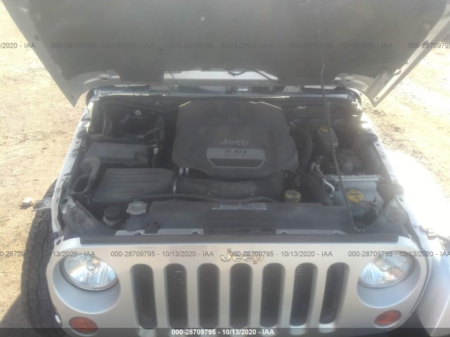 Photo 9 VIN: 1C4AJWBG7CL128690 - JEEP WRANGLER 