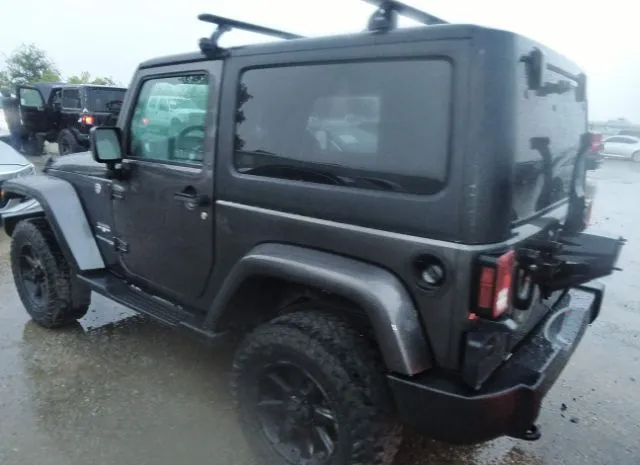 Photo 2 VIN: 1C4AJWBG8JL903771 - JEEP WRANGLER JK 