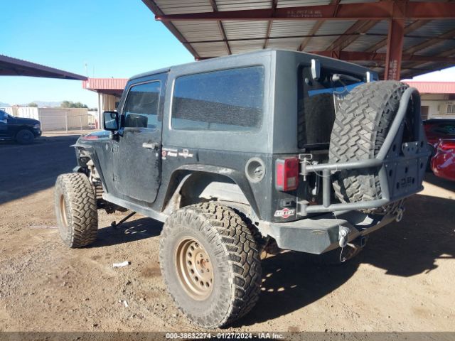 Photo 2 VIN: 1C4BJWCG1EL102270 - JEEP WRANGLER 