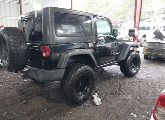 Photo 3 VIN: 1C4BJWCG2CL164337 - JEEP WRANGLER 