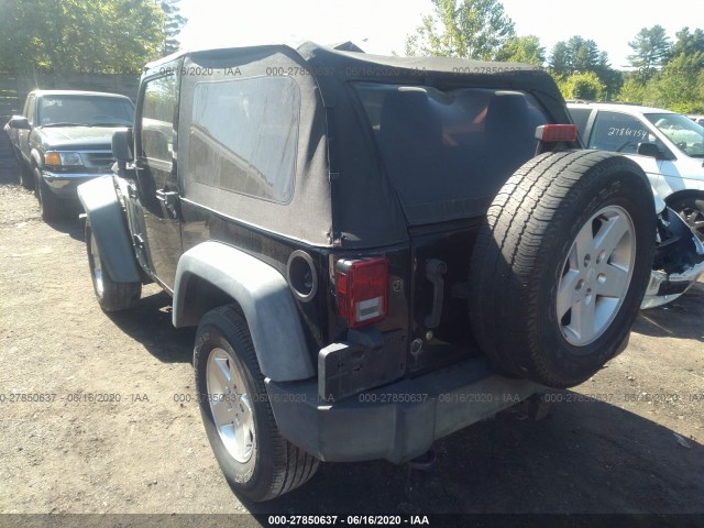 Photo 2 VIN: 1C4BJWCG3CL125160 - JEEP WRANGLER 