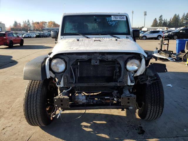 Photo 4 VIN: 1C4BJWCG3FL690660 - JEEP WRANGLER R 