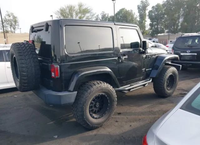 Photo 3 VIN: 1C4BJWCG3JL816928 - JEEP WRANGLER 