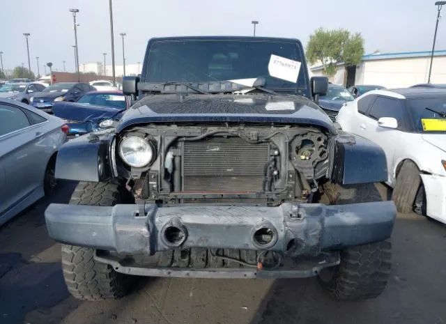 Photo 5 VIN: 1C4BJWCG3JL816928 - JEEP WRANGLER 