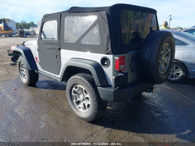 Photo 2 VIN: 1C4BJWCG4FL530920 - JEEP WRANGLER 