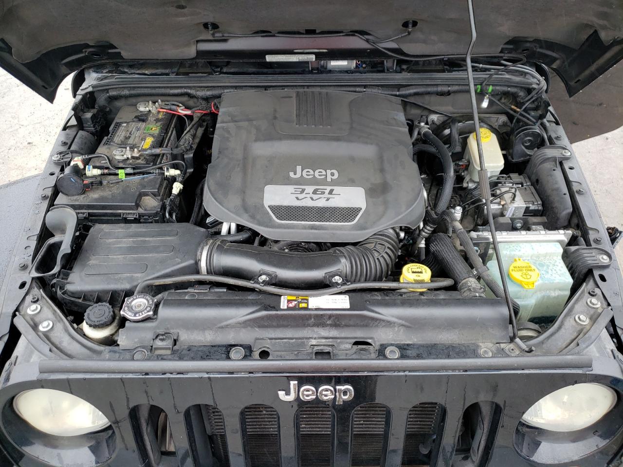 Photo 11 VIN: 1C4BJWCG8DL611755 - JEEP WRANGLER 