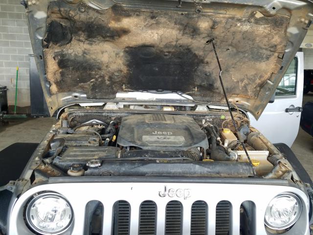 Photo 6 VIN: 1C4BJWCG8HL735532 - JEEP WRANGLER R 