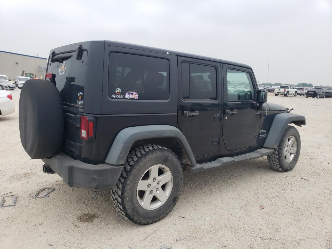 Photo 2 VIN: 1C4BJWDG0EL260193 - JEEP WRANGLER 