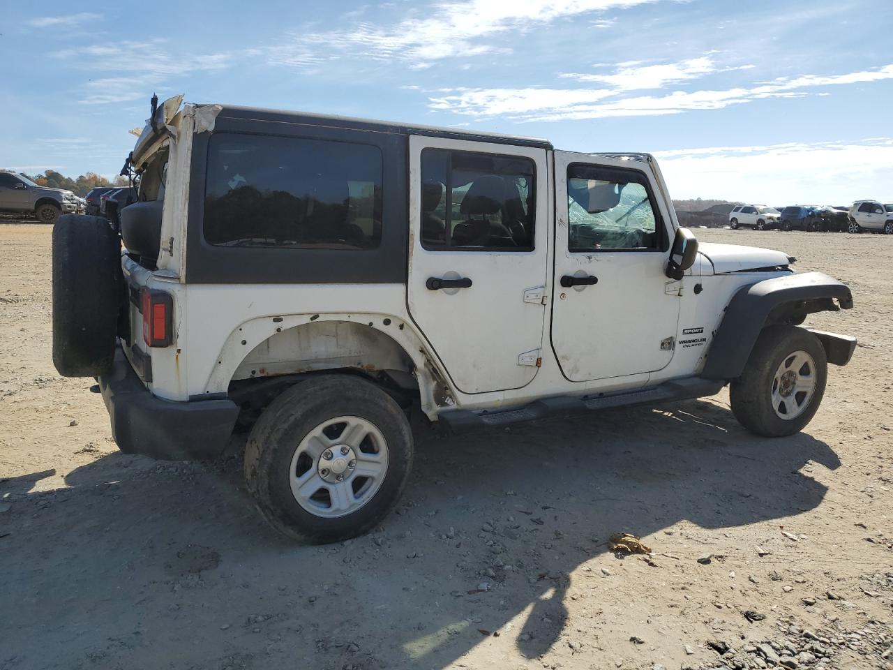 Photo 2 VIN: 1C4BJWDG0FL519234 - JEEP WRANGLER 