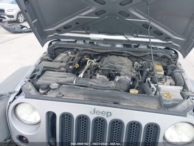 Photo 9 VIN: 1C4BJWDG0FL520724 - JEEP WRANGLER UNLIMITED 