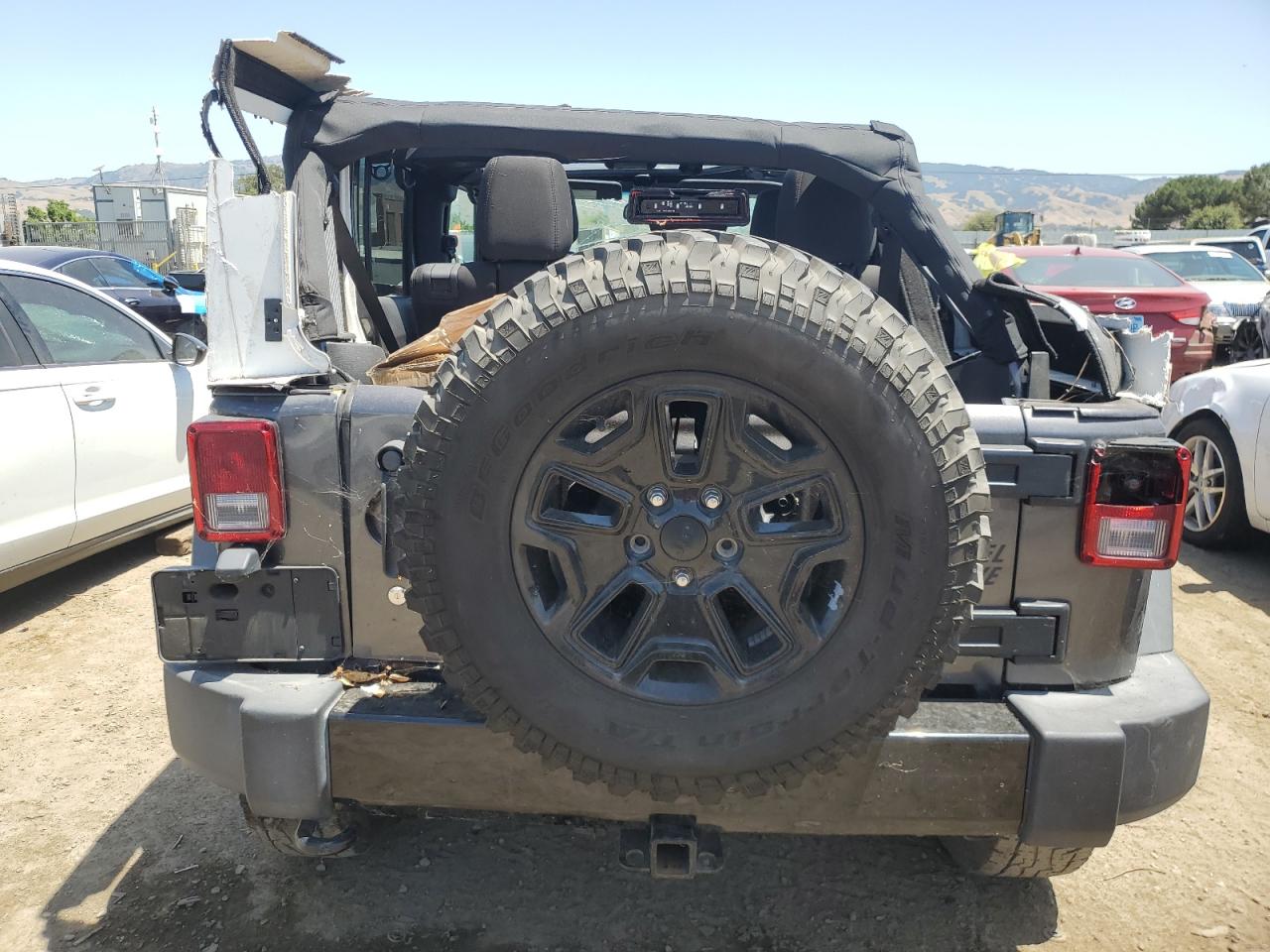 Photo 5 VIN: 1C4BJWDG0GL258317 - JEEP WRANGLER 