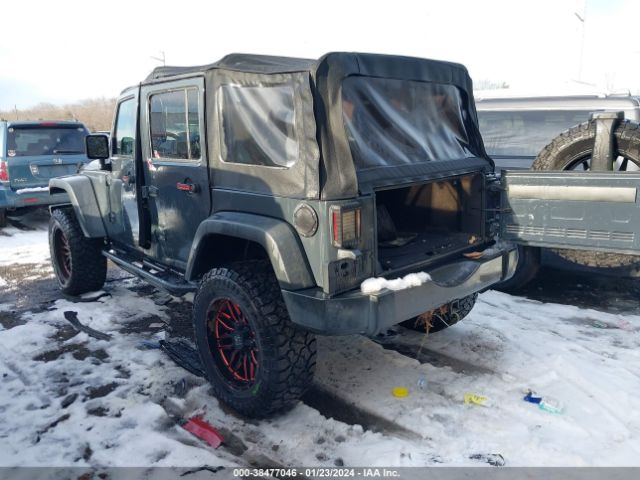 Photo 2 VIN: 1C4BJWDG0HL673543 - JEEP WRANGLER UNLIMITED 