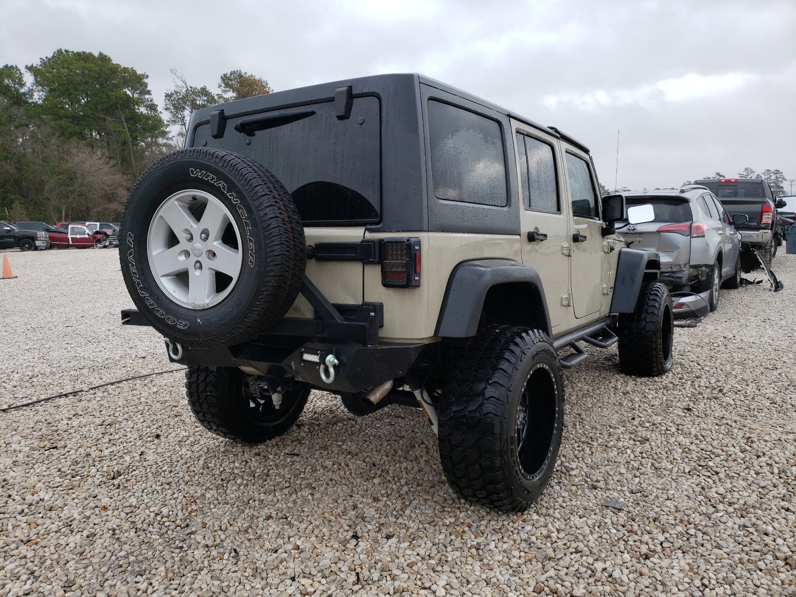 Photo 3 VIN: 1C4BJWDG0JL869276 - JEEP WRANGLER U 