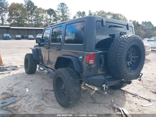 Photo 2 VIN: 1C4BJWDG0JL931405 - JEEP WRANGLER JK 