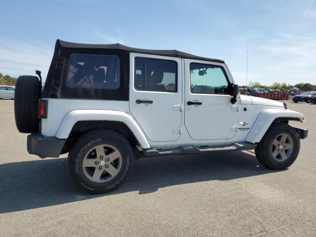 Photo 2 VIN: 1C4BJWDG1DL609361 - JEEP WRANGLER 