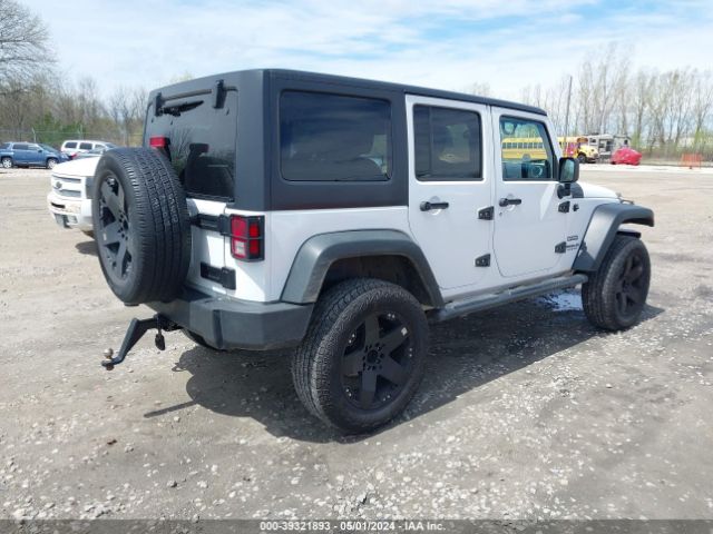 Photo 3 VIN: 1C4BJWDG1DL633658 - JEEP WRANGLER UNLIMITED 