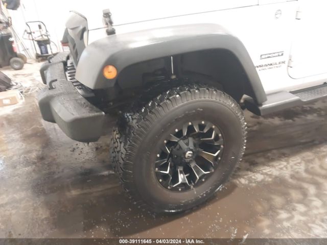 Photo 5 VIN: 1C4BJWDG1DL702865 - JEEP WRANGLER 