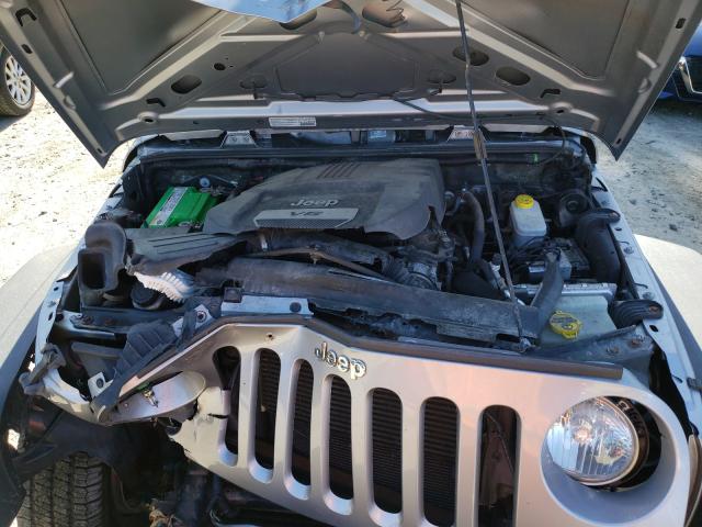 Photo 6 VIN: 1C4BJWDG1EL319056 - JEEP WRANGLER U 