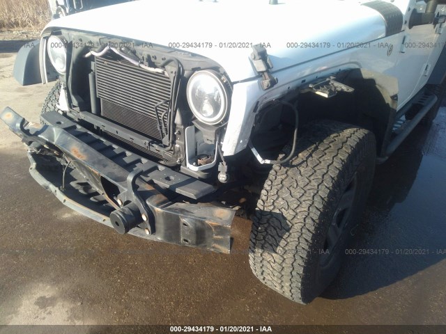 Photo 5 VIN: 1C4BJWDG1GL152197 - JEEP WRANGLER UNLIMITED 