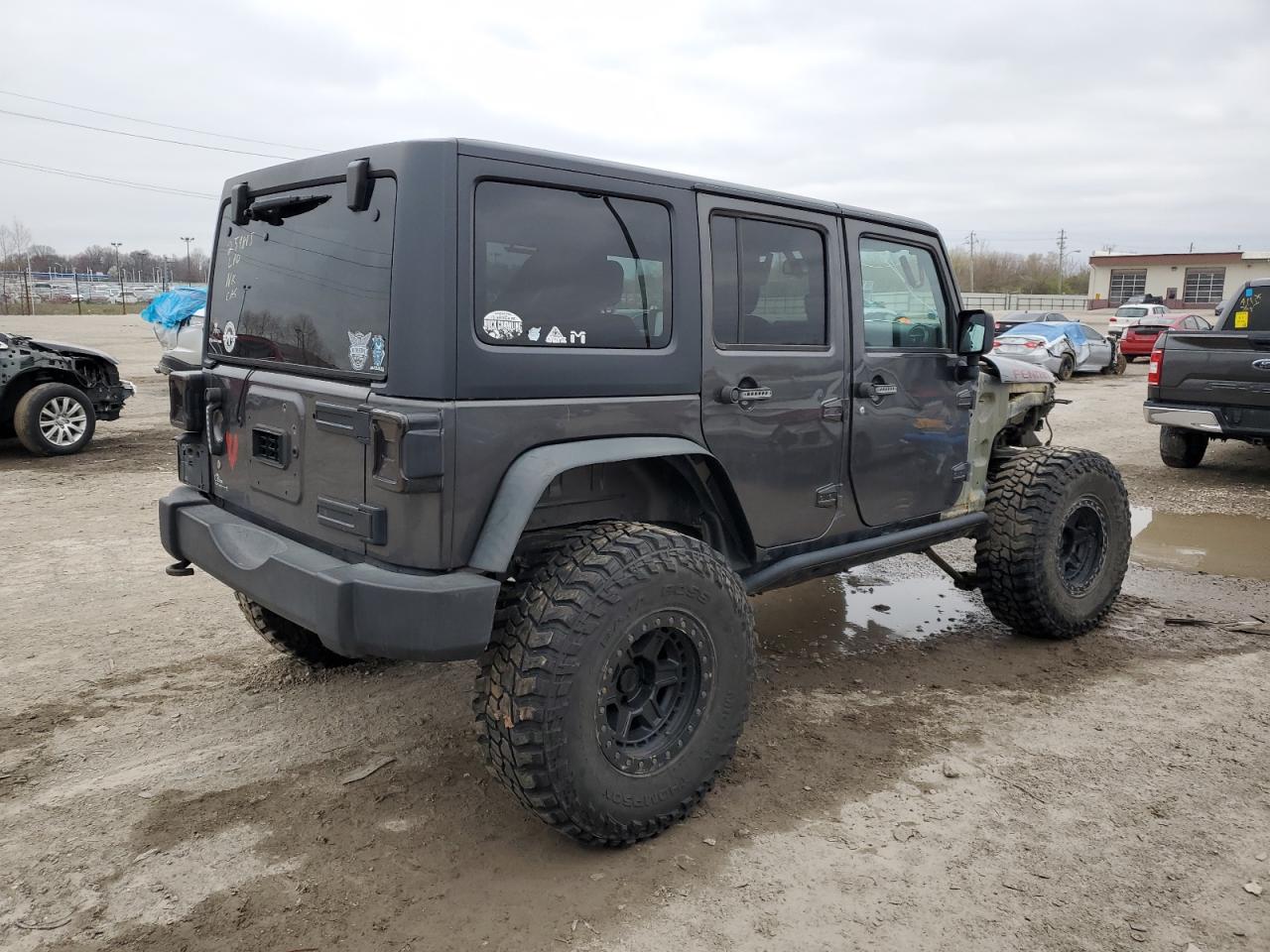 Photo 2 VIN: 1C4BJWDG1GL313700 - JEEP WRANGLER 