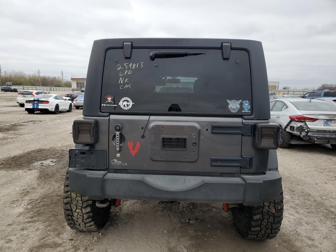 Photo 5 VIN: 1C4BJWDG1GL313700 - JEEP WRANGLER 