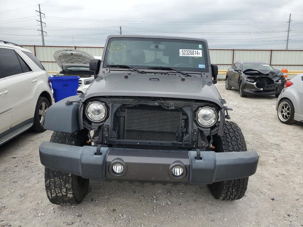 Photo 4 VIN: 1C4BJWDG1HL695731 - JEEP WRANGLER 