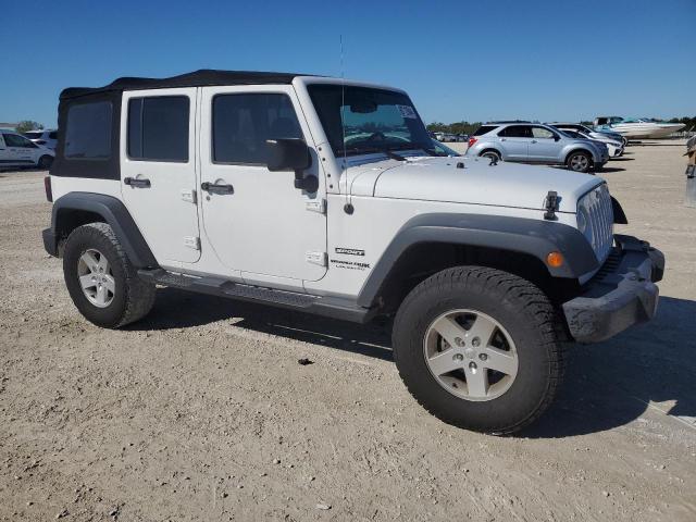 Photo 3 VIN: 1C4BJWDG1JL863471 - JEEP WRANGLER U 