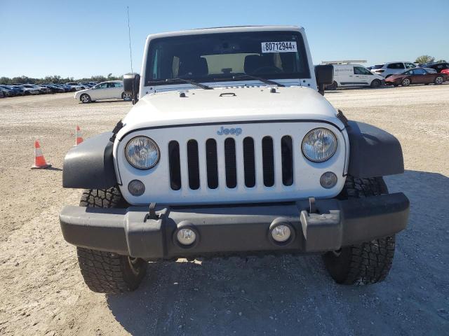 Photo 4 VIN: 1C4BJWDG1JL863471 - JEEP WRANGLER U 