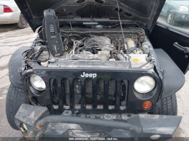 Photo 9 VIN: 1C4BJWDG2CL201109 - JEEP WRANGLER UNLIMITED 