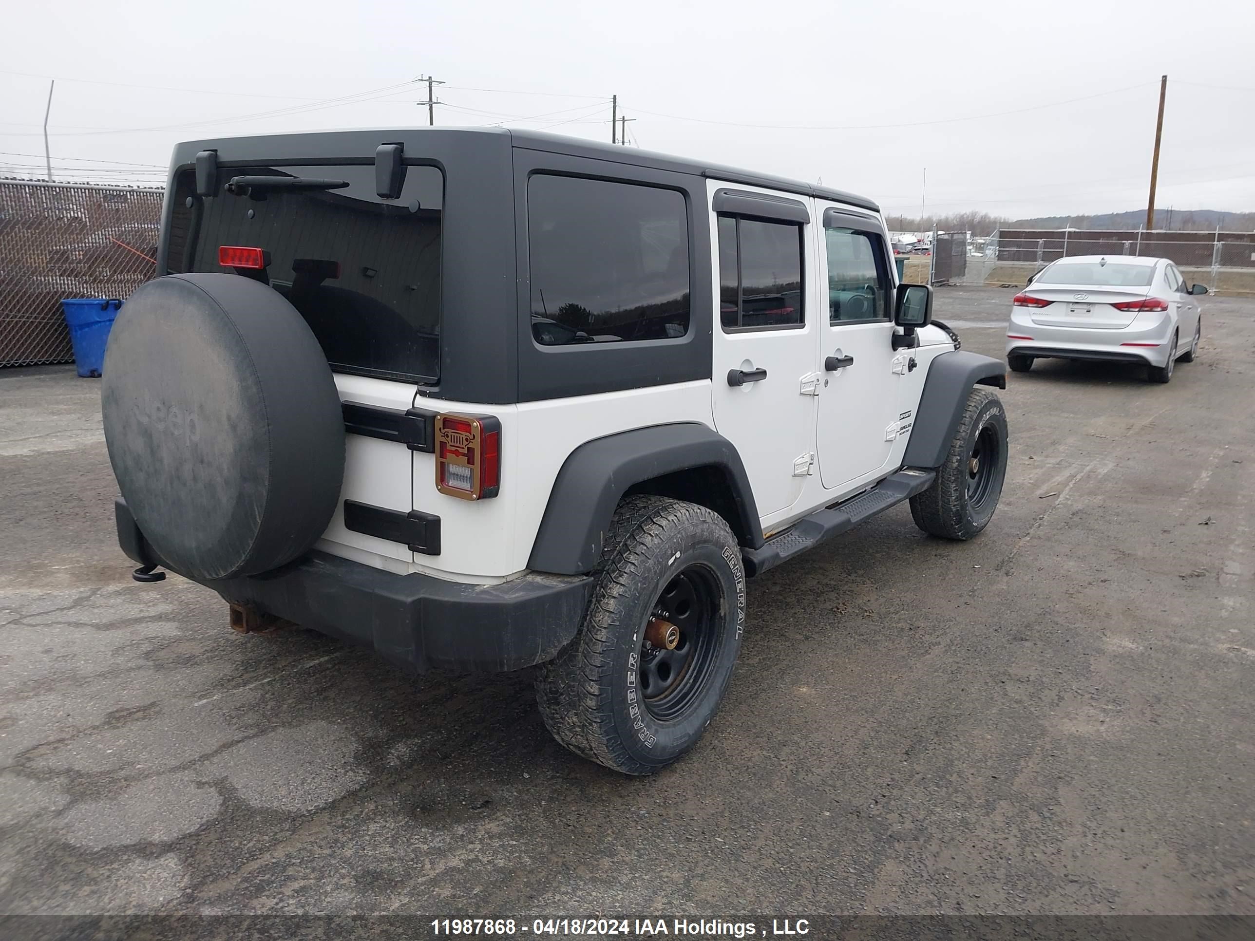 Photo 3 VIN: 1C4BJWDG2CL249287 - JEEP WRANGLER 