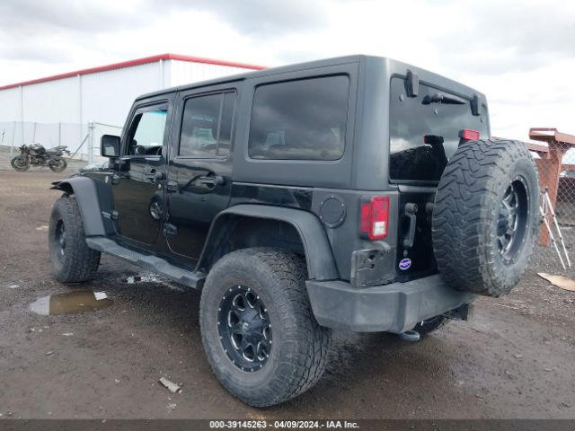 Photo 2 VIN: 1C4BJWDG2DL520544 - JEEP WRANGLER UNLIMITED 