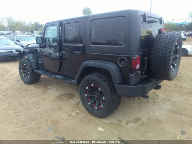 Photo 2 VIN: 1C4BJWDG2DL621678 - JEEP WRANGLER UNLIMITED 