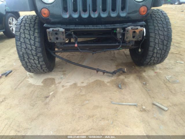 Photo 5 VIN: 1C4BJWDG2DL621678 - JEEP WRANGLER UNLIMITED 