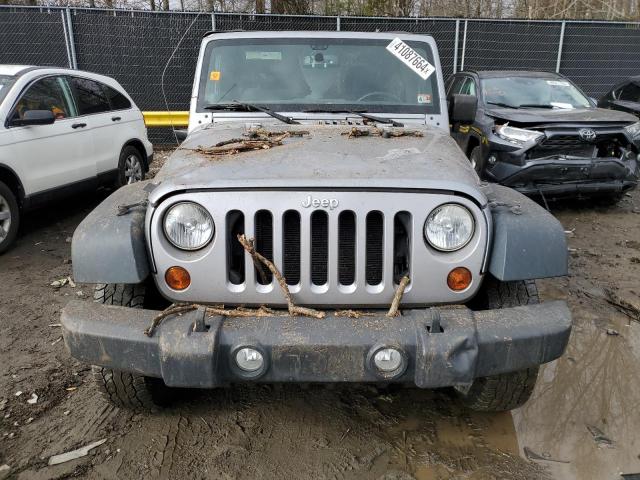 Photo 4 VIN: 1C4BJWDG2DL635256 - JEEP WRANGLER 