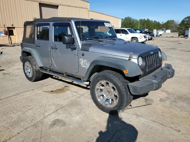 Photo 3 VIN: 1C4BJWDG2DL661873 - JEEP WRANGLER 