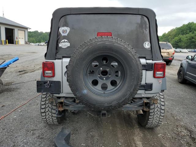 Photo 5 VIN: 1C4BJWDG2EL308311 - JEEP WRANGLER U 