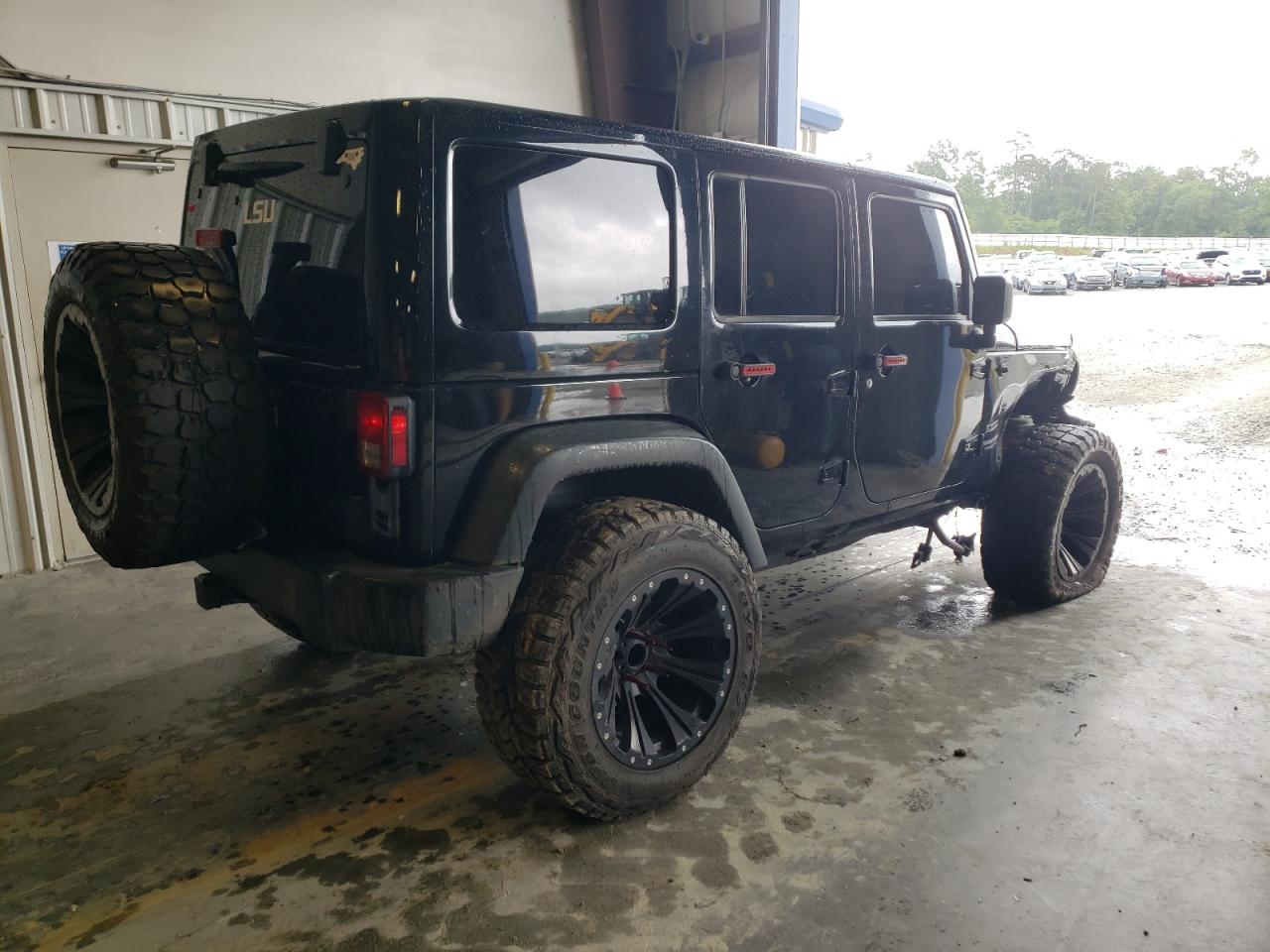 Photo 2 VIN: 1C4BJWDG2GL288161 - JEEP WRANGLER 