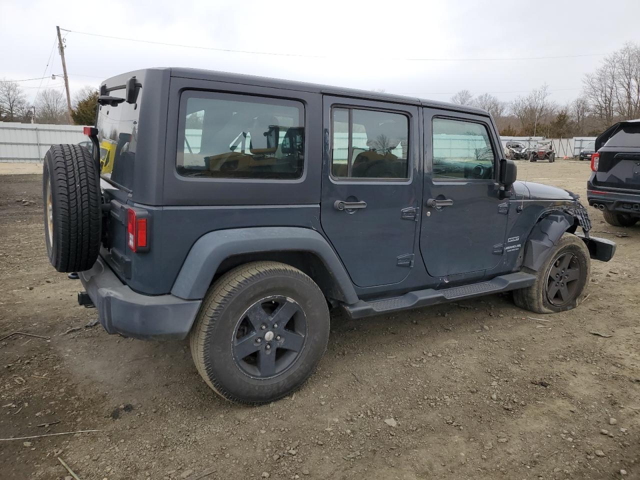 Photo 2 VIN: 1C4BJWDG2HL522591 - JEEP WRANGLER 