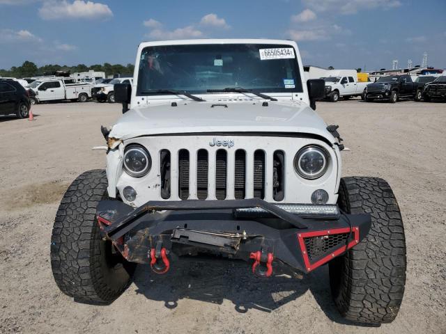 Photo 4 VIN: 1C4BJWDG2HL618429 - JEEP WRANGLER U 