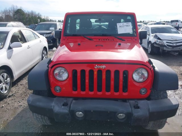 Photo 5 VIN: 1C4BJWDG2JL887827 - JEEP WRANGLER JK UNLIMITED 