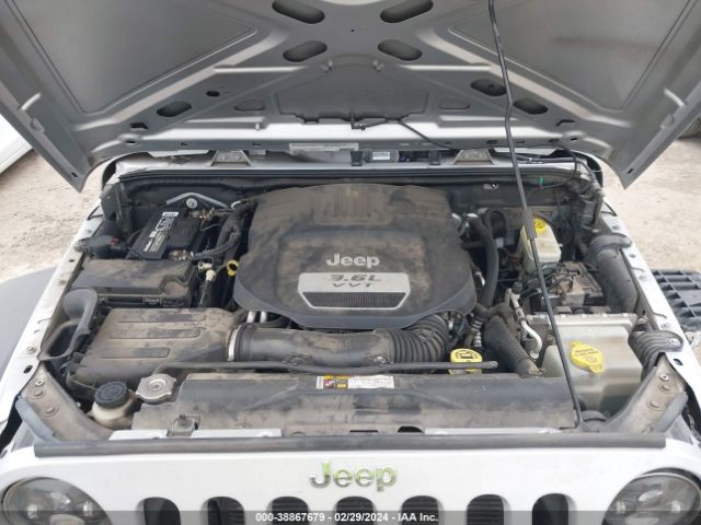 Photo 9 VIN: 1C4BJWDG3CL281102 - JEEP WRANGLER UNLIMITED 