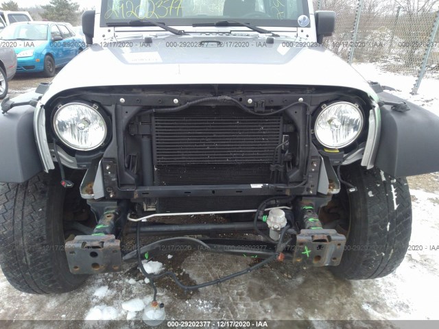 Photo 5 VIN: 1C4BJWDG3EL247874 - JEEP WRANGLER UNLIMITED 