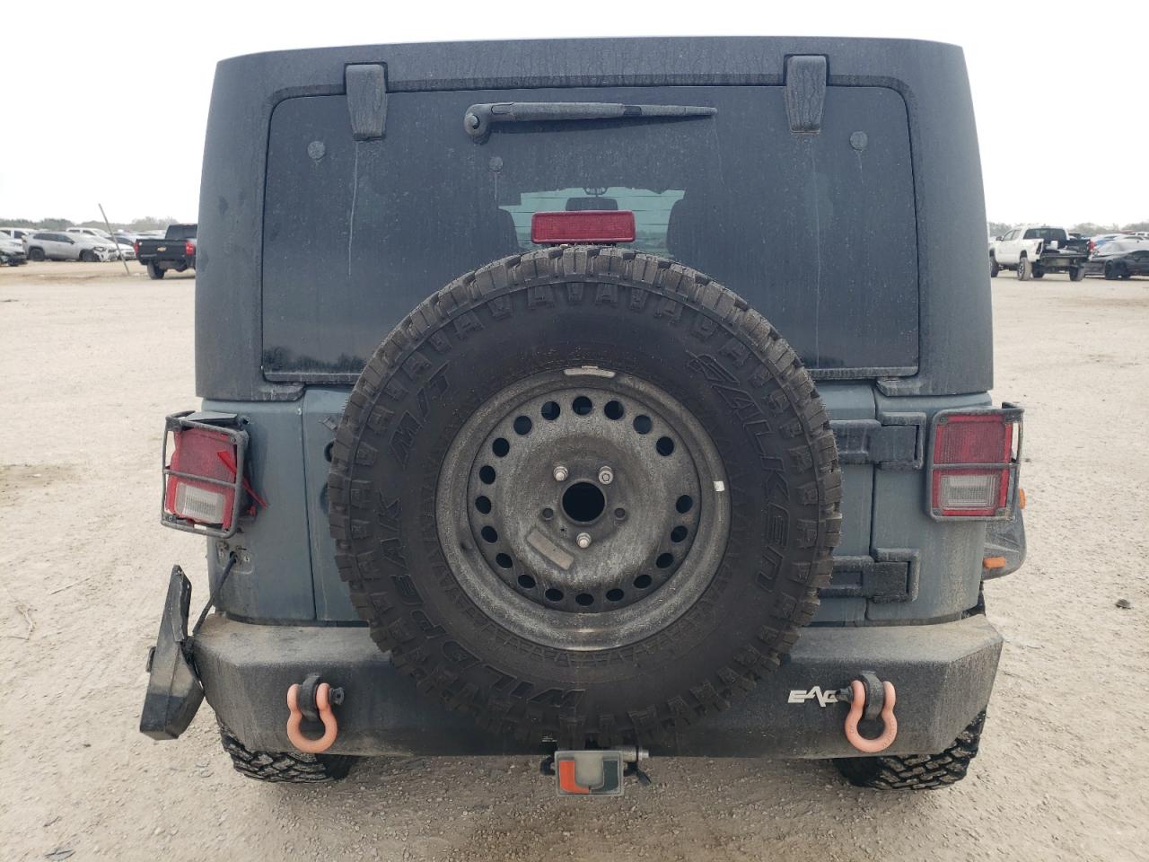 Photo 5 VIN: 1C4BJWDG3EL305174 - JEEP WRANGLER 