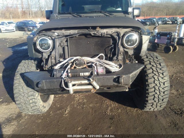 Photo 5 VIN: 1C4BJWDG3FL519051 - JEEP WRANGLER UNLIMITED 