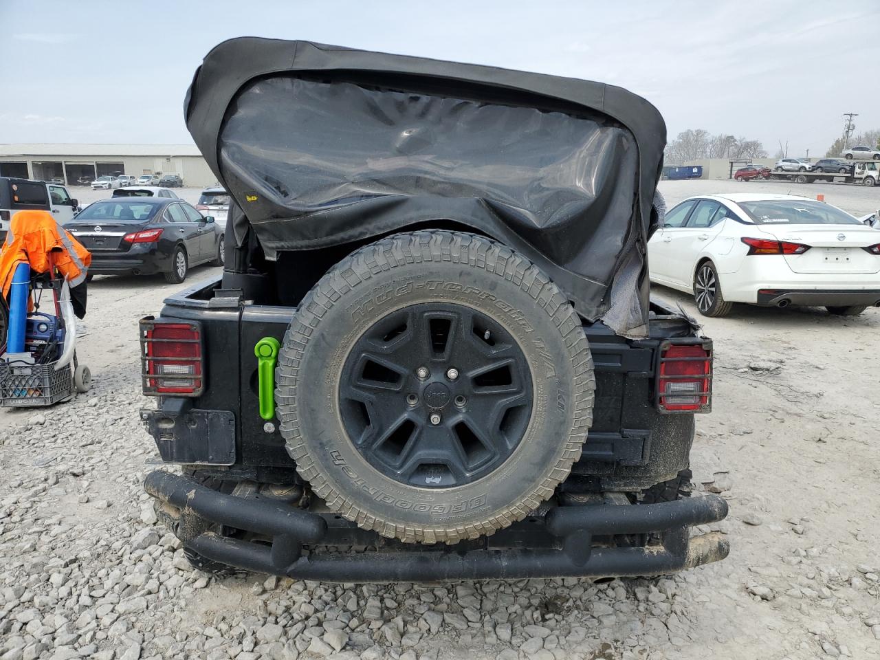 Photo 5 VIN: 1C4BJWDG3FL532706 - JEEP WRANGLER 