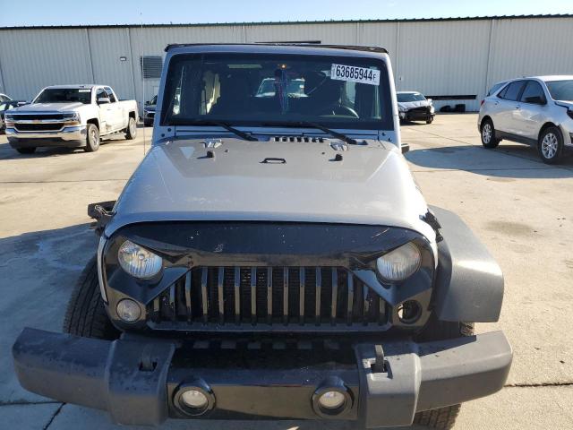 Photo 4 VIN: 1C4BJWDG3FL543804 - JEEP WRANGLER U 