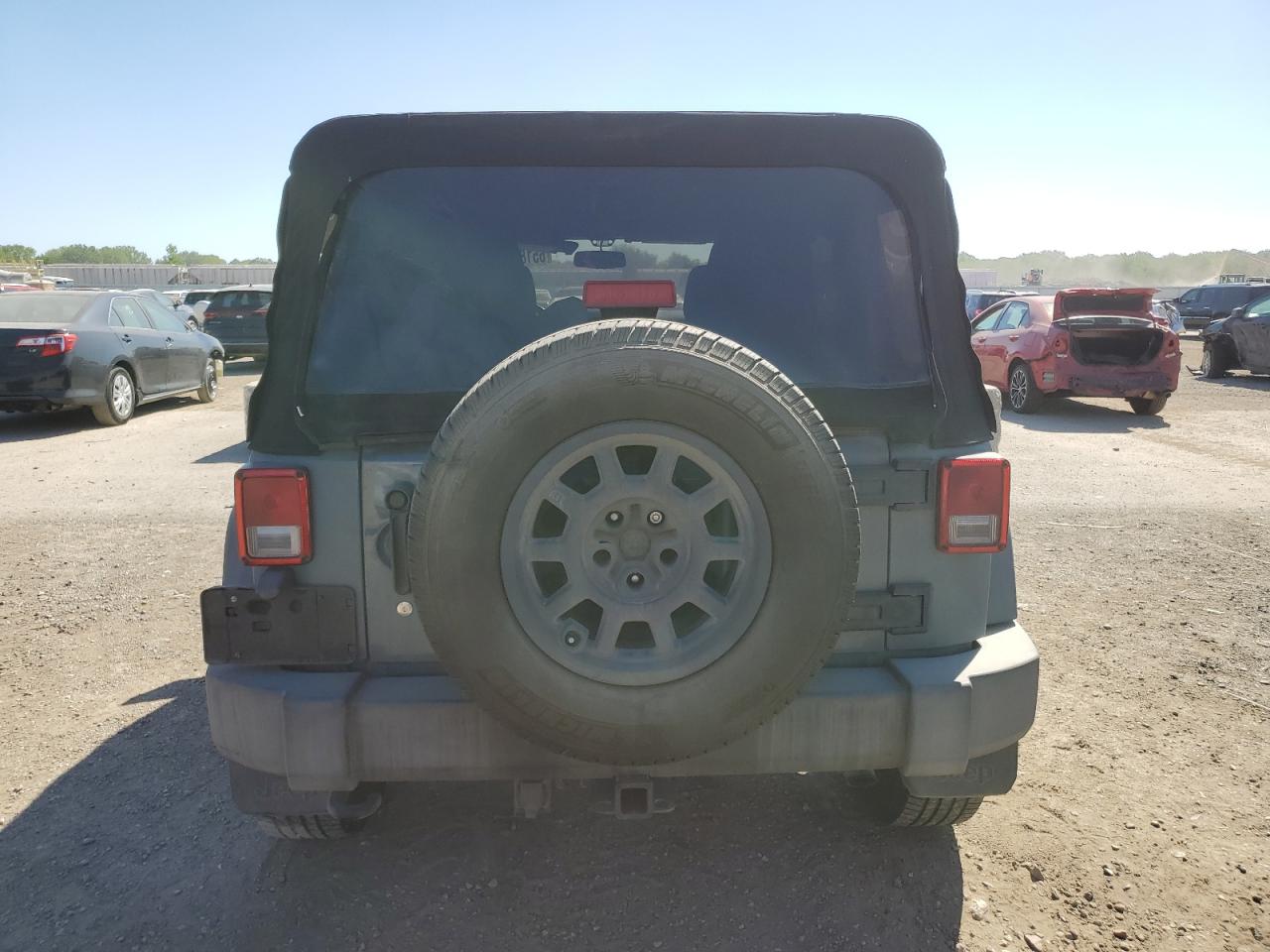 Photo 5 VIN: 1C4BJWDG3FL588354 - JEEP WRANGLER 